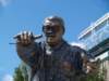 harrycaraystatue_small.jpg